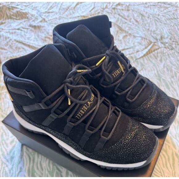 Nike Air Jordan 11 Size 8.5 Youth 10 Women Premium GS Heiress Used 852625-030 - Picture 1 of 8